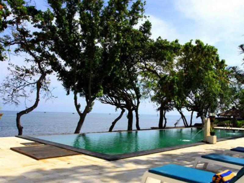 Puri Saron Hotel Baruna Beach Lovina Экстерьер фото
