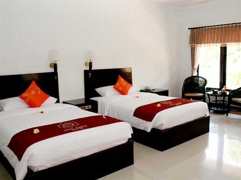 Puri Saron Hotel Baruna Beach Lovina Экстерьер фото