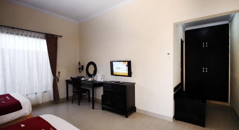 Puri Saron Hotel Baruna Beach Lovina Экстерьер фото